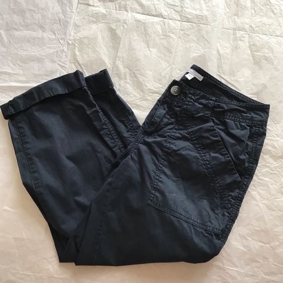 🤖4/$40🤖Gap light weight Capri - Picture 4 of 6